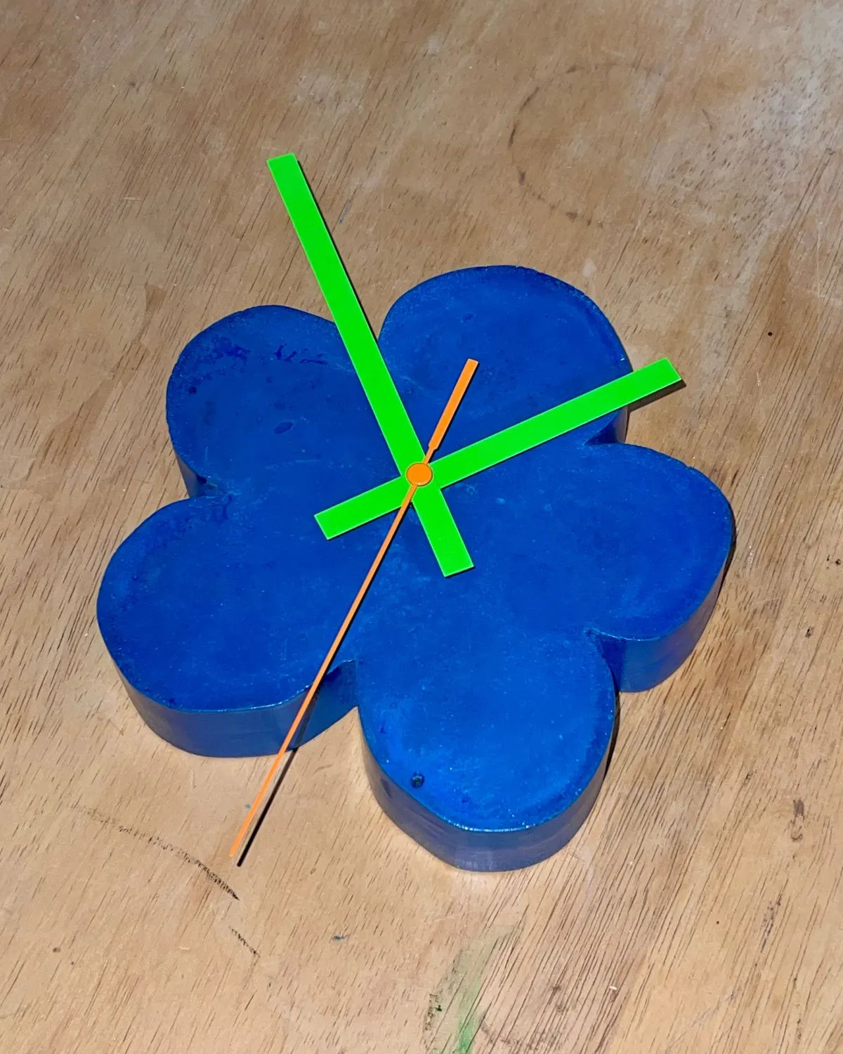 Blue Wallflower Clock
