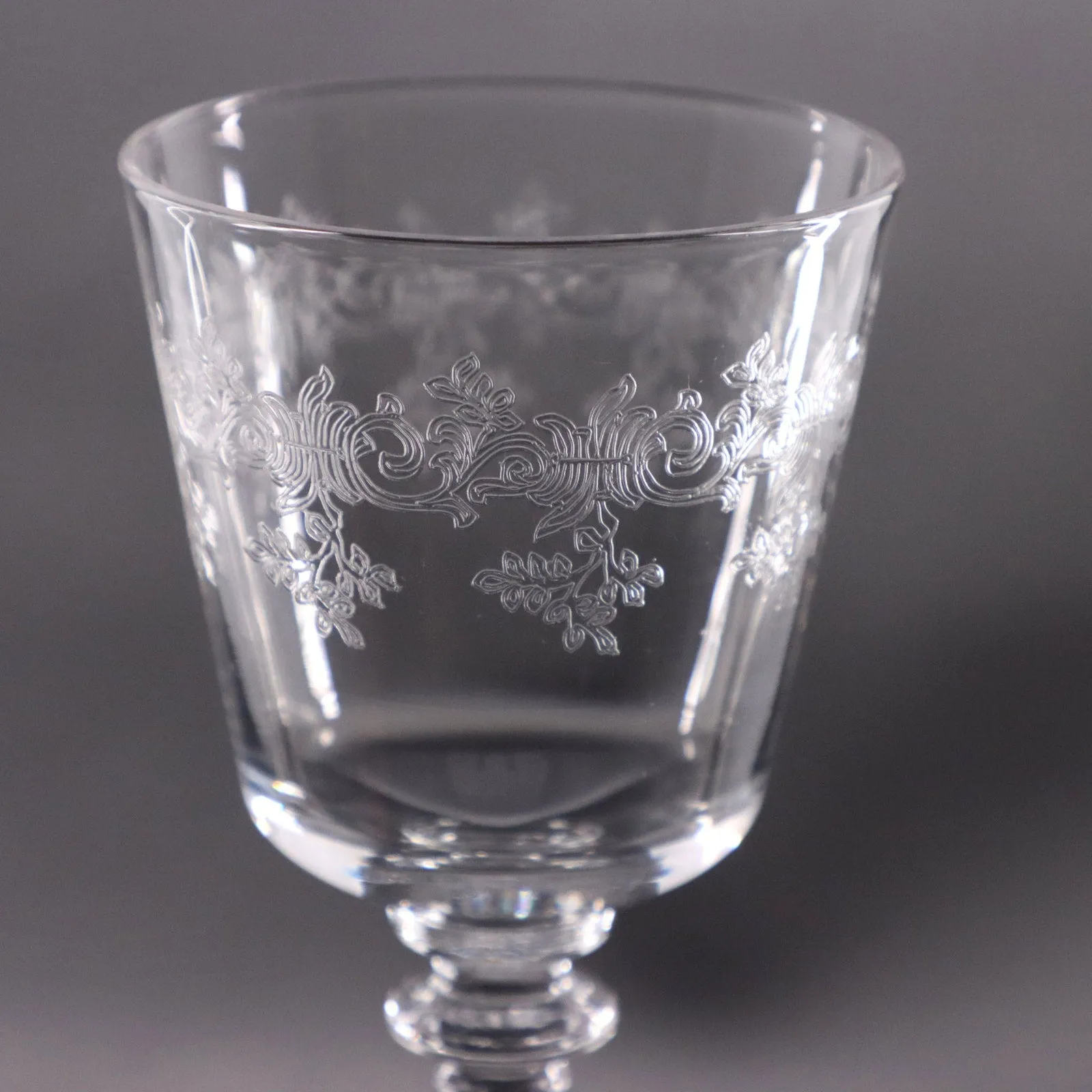 Bryce 942-4 Etched Bowl Swirl Stemmed Wine Glass Vintage 1950's