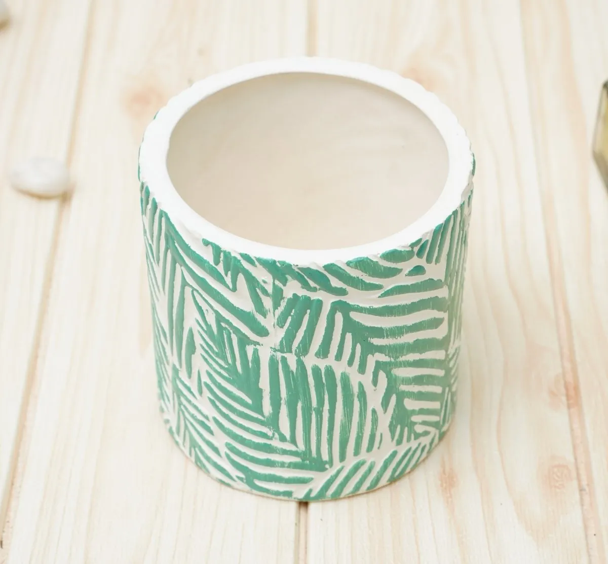 Ceramic Pots For Indoor Plants 14 X 15 Cm (Green Leaf)