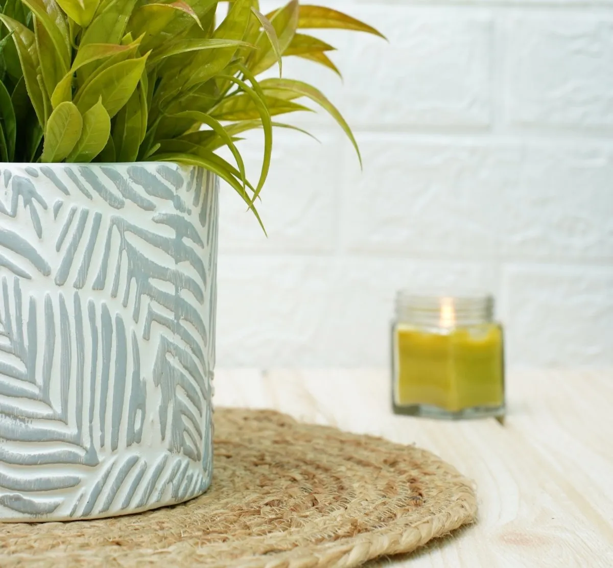 Ceramic Pots For Indoor Plants 14 X 15 Cm (Grey Leaf)