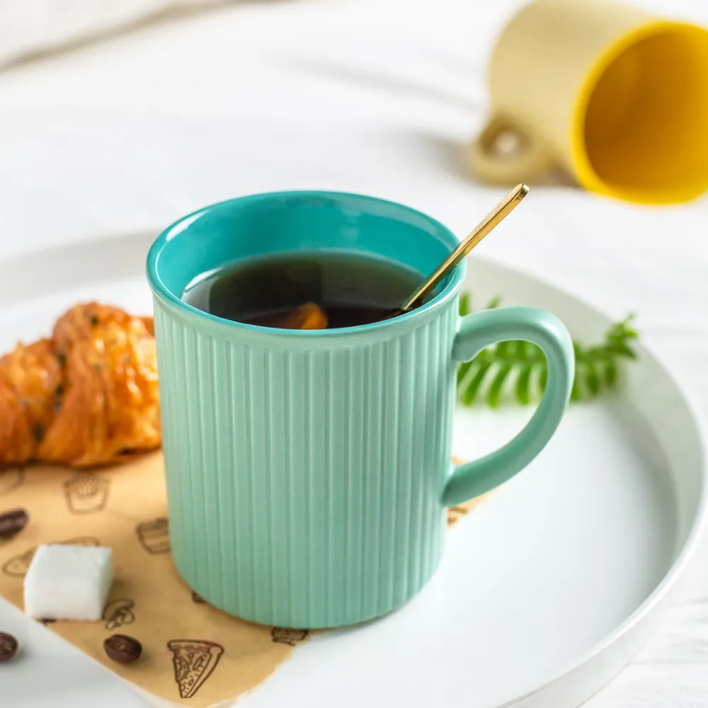 Ceramic Ripped Mugs