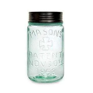 Charming Pint-Sized Mason Jar with Handy Lid