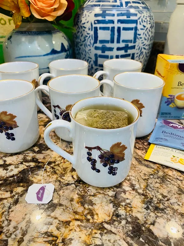 Coffee Mugs - Eavesham Royal Worchester Fruit Motif, Set of 7, England