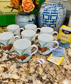 Coffee Mugs - Eavesham Royal Worchester Fruit Motif, Set of 7, England