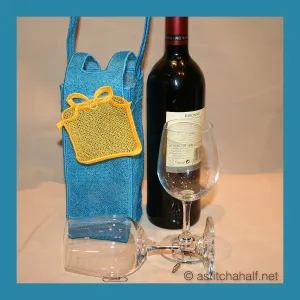 Freestanding Lace Winebag Gift