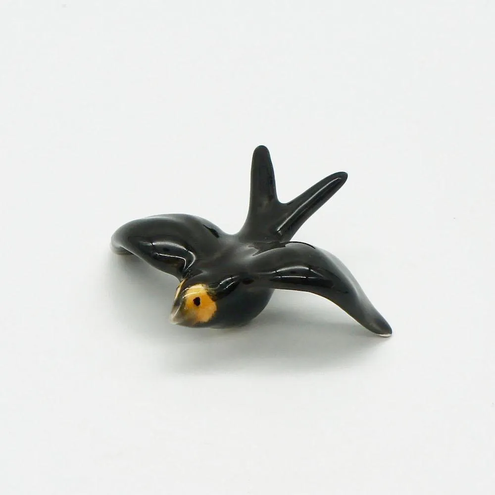 Hirondelle de Caldas da Rainha en céramique noire