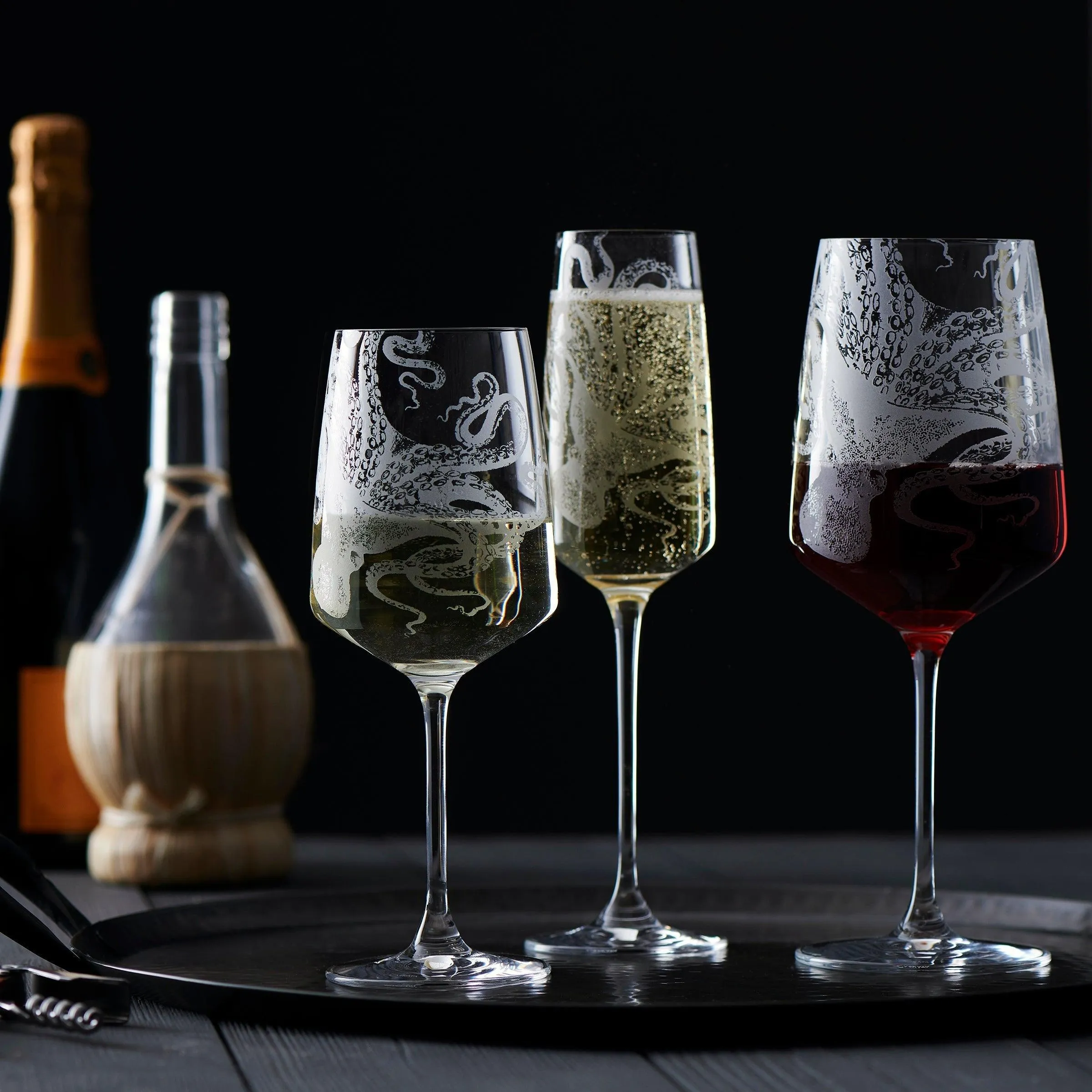 Lucy White Wine Glasses - Set of 2