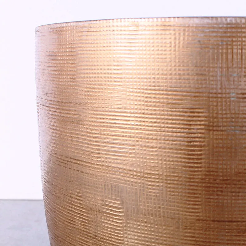 Mylas Vases